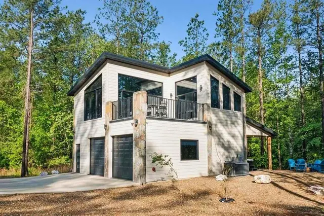 Photo 2 — 138 Pickleberry Trail, Broken Bow, OK 74728