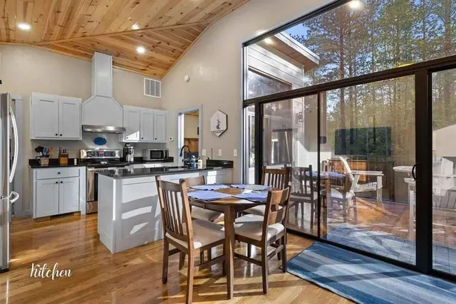 Photo 3 — 138 Pickleberry Trail, Broken Bow, OK 74728