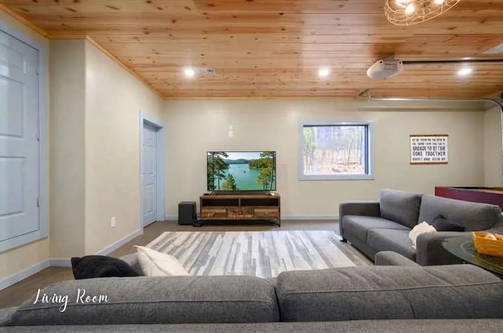 Photo 13 — 138 Pickleberry Trail, Broken Bow, OK 74728