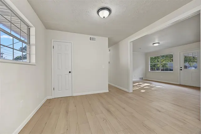 Photo 5 — 2608 N Reeves Avenue, Oklahoma City, OK 73127
