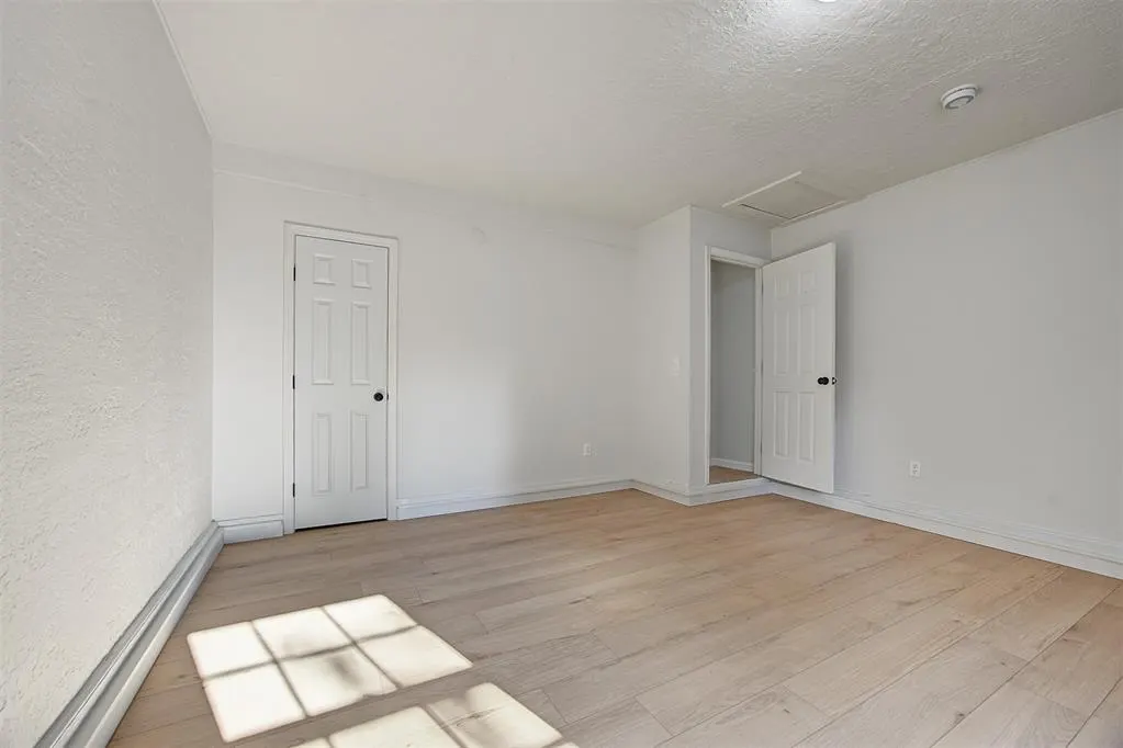 Photo 12 — 2608 N Reeves Avenue, Oklahoma City, OK 73127