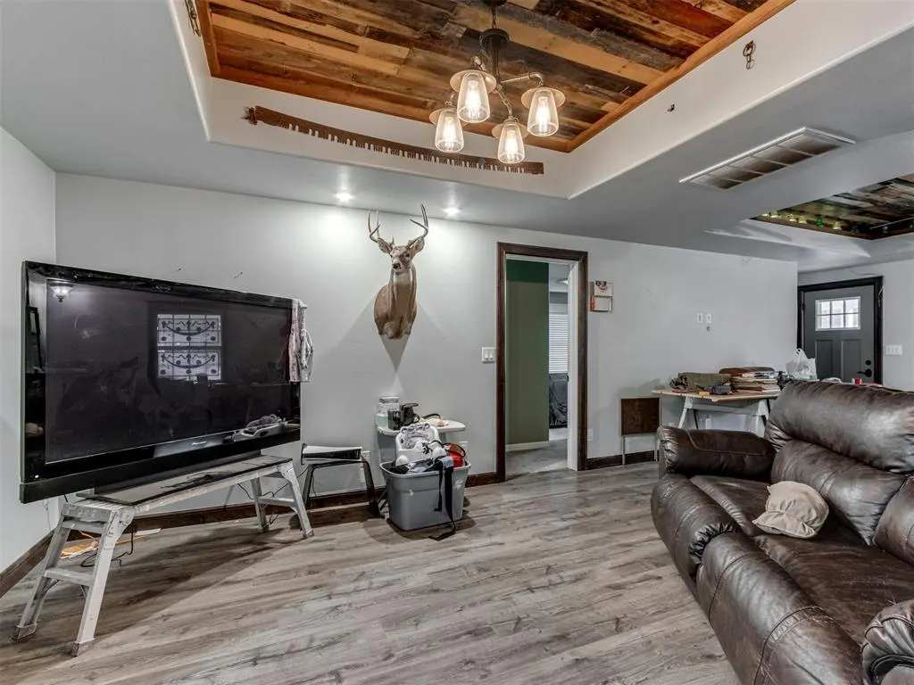 Photo 3 — 104895 S 3310 Road, Harrah, OK 73045