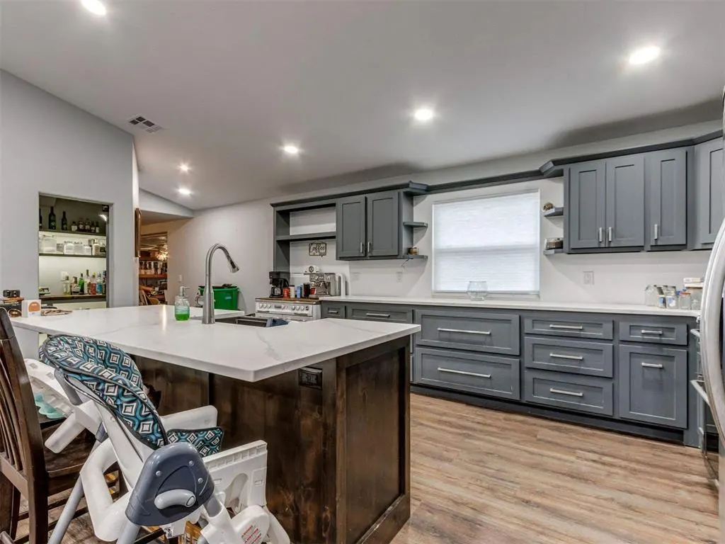 Photo 4 — 104895 S 3310 Road, Harrah, OK 73045