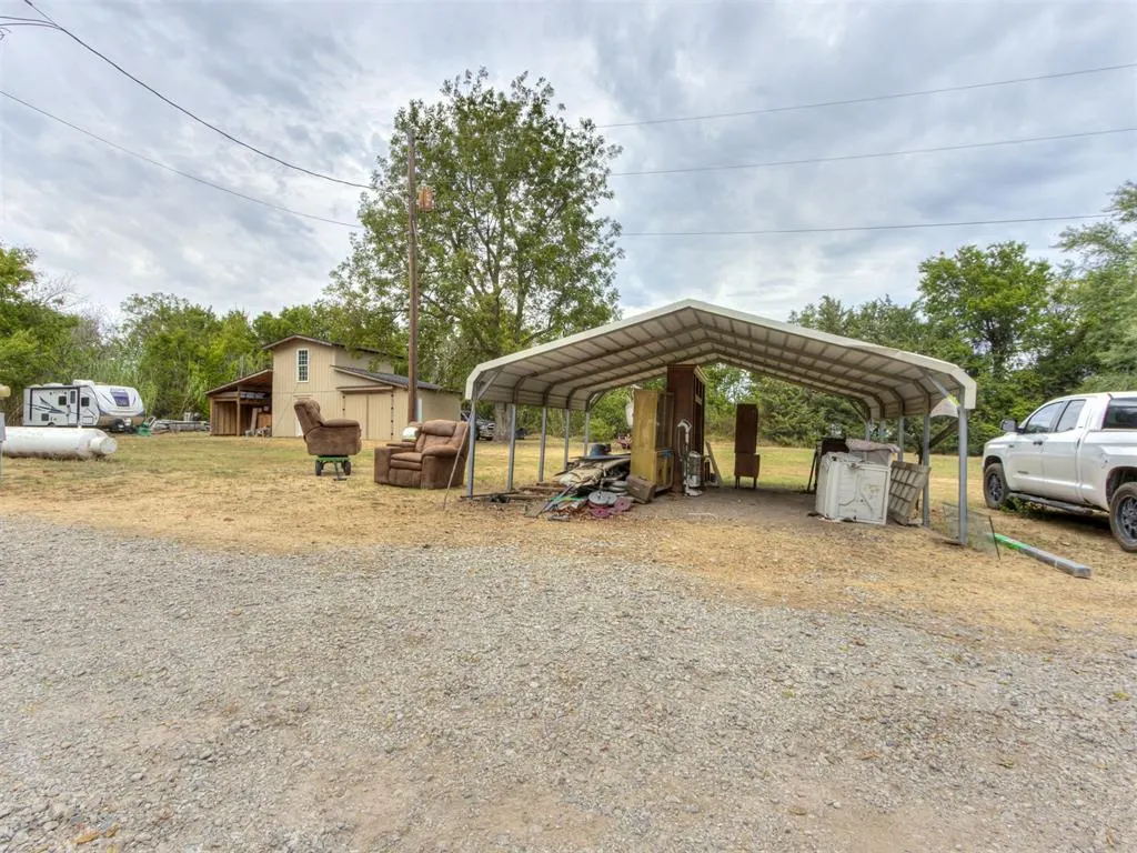 Photo 22 — 104895 S 3310 Road, Harrah, OK 73045