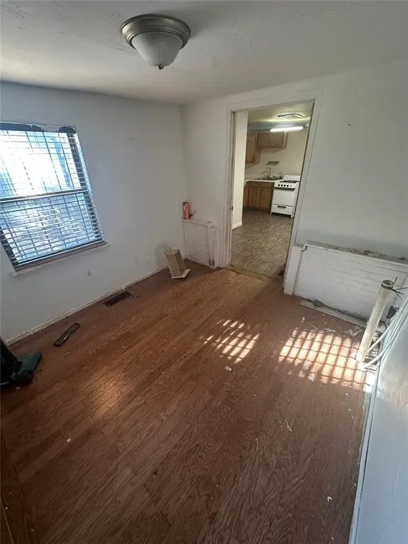 Photo 6 — 1140 NW 92nd Street, Oklahoma City, OK 73114