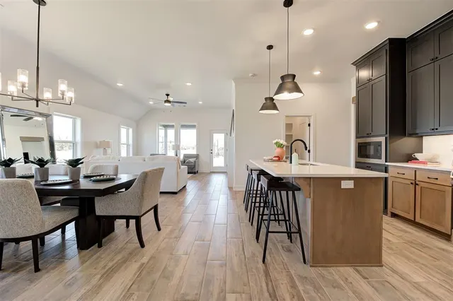 Photo 5 — 4925 Vinca Lane, Edmond, OK 73034