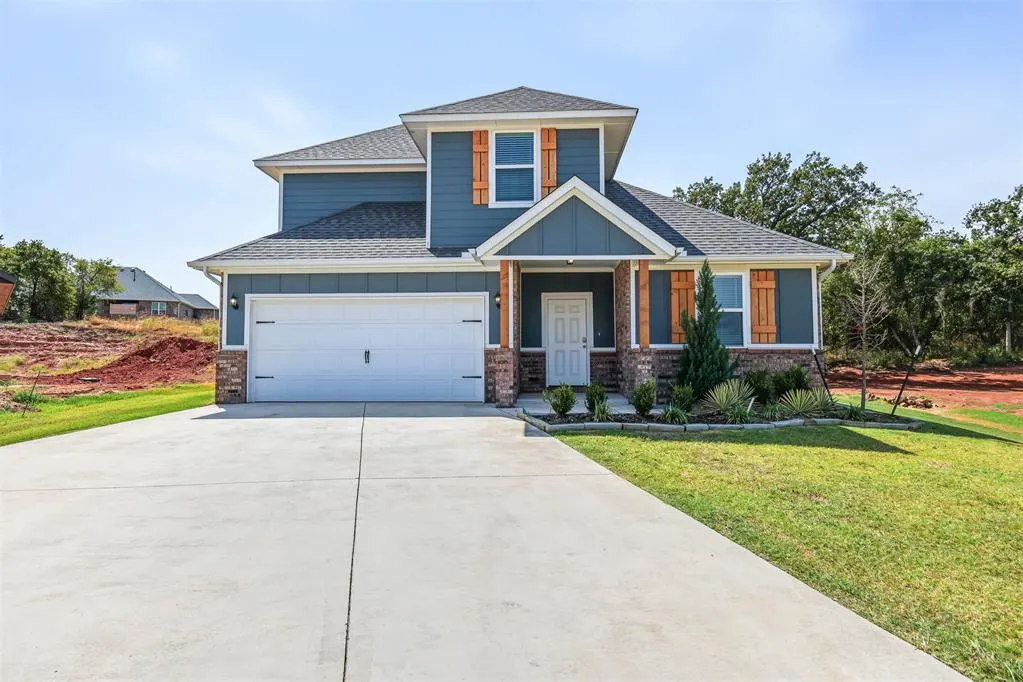 Front exterior — 861 Stella Trail, Guthrie, OK 73044