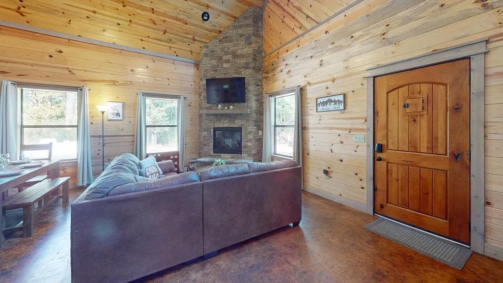 Photo 5 — 146 Paradise Lane, Broken Bow, OK 74728