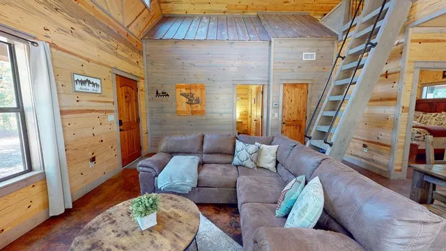 Photo 6 — 146 Paradise Lane, Broken Bow, OK 74728