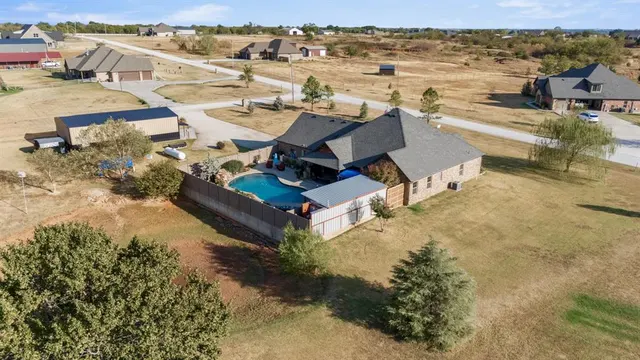 Photo 4 — 20097 Wolf Creek Terrace, Purcell, OK 73080