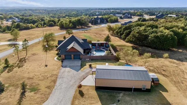 Photo 6 — 20097 Wolf Creek Terrace, Purcell, OK 73080