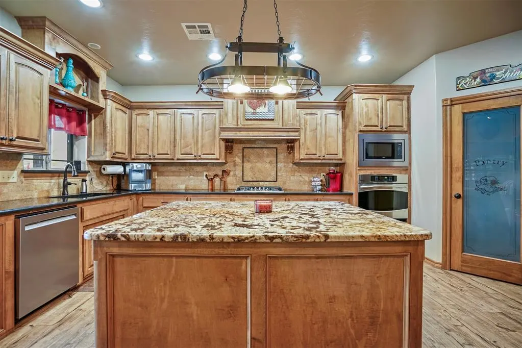 Photo 28 — 20097 Wolf Creek Terrace, Purcell, OK 73080