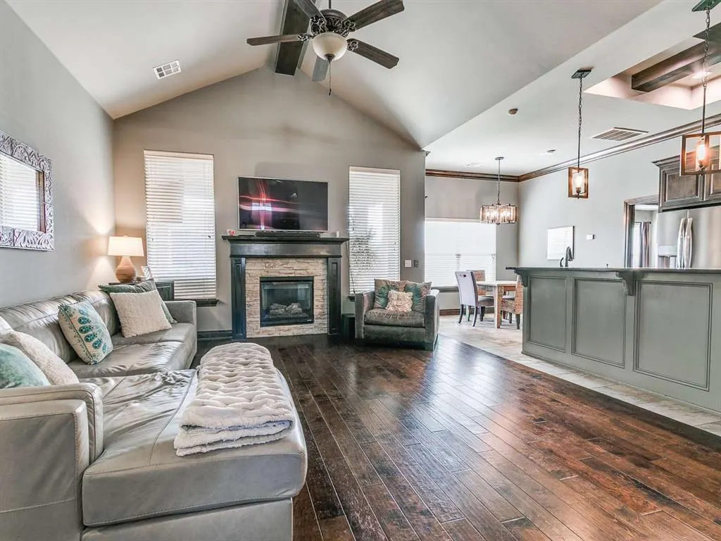 Photo 5 — 15200 Homecoming Drive, Edmond, OK 73013