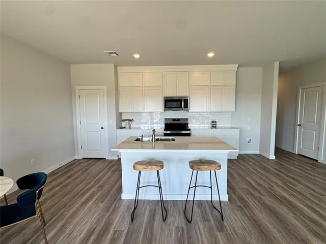 Photo 6 — 3530 Manning Farms Boulevard, El Reno, OK 73036
