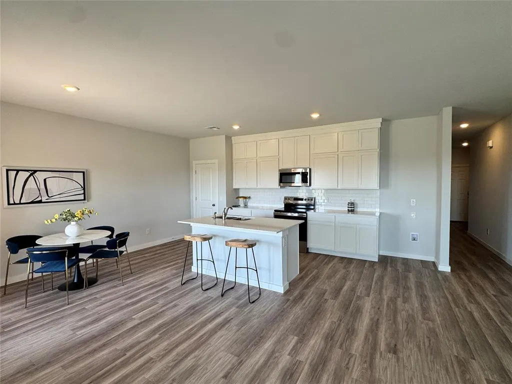 Photo 7 — 3530 Manning Farms Boulevard, El Reno, OK 73036