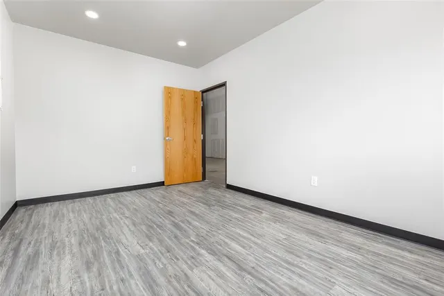 Photo 6 — 8101 Silver Crossing 340, Oklahoma City, OK 73132
