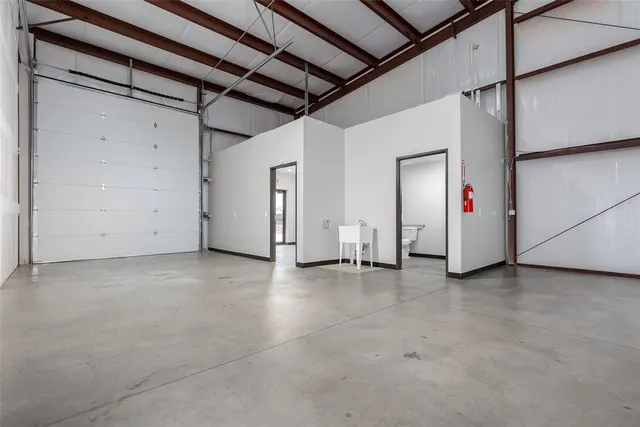 Photo 8 — 8101 Silver Crossing 340, Oklahoma City, OK 73132