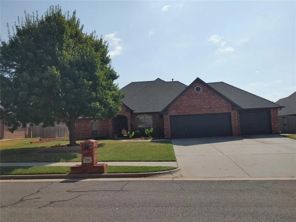 Front exterior — 1516 SW 136th Street, Oklahoma City, OK 73170