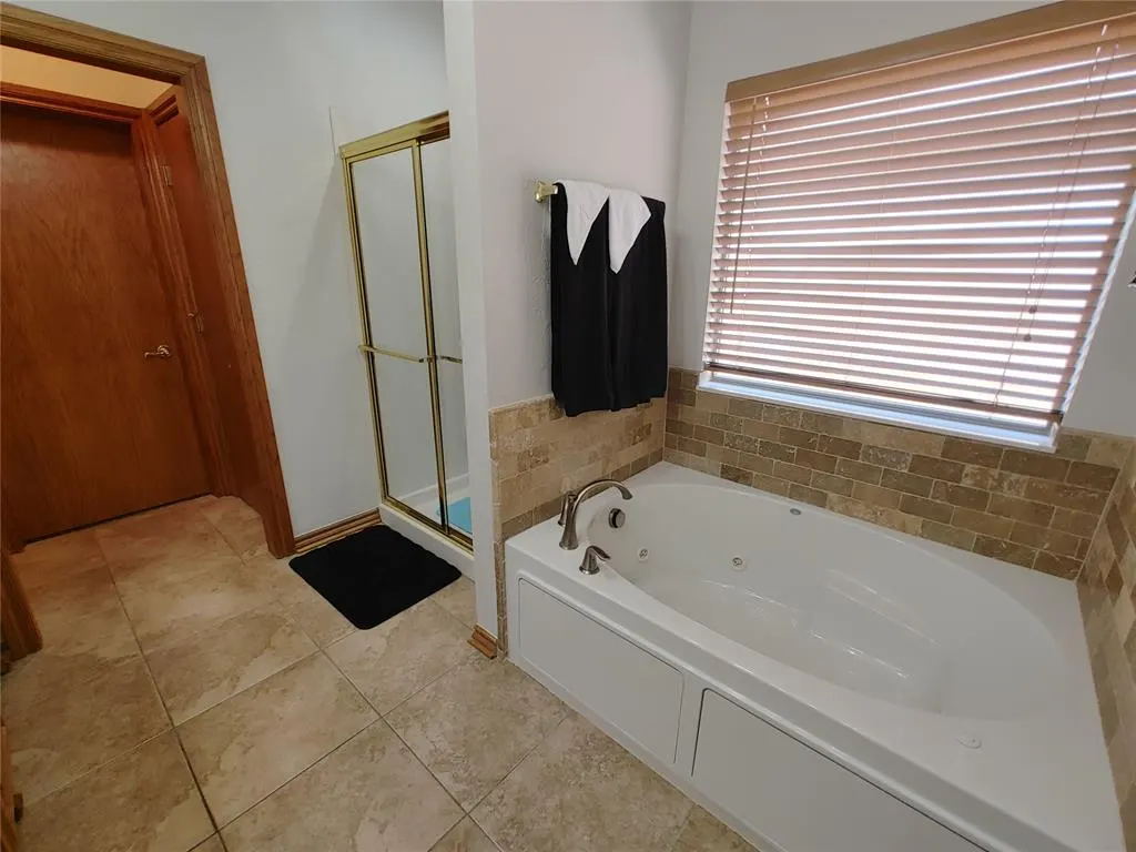 Photo 4 — 1516 SW 136th Street, Oklahoma City, OK 73170