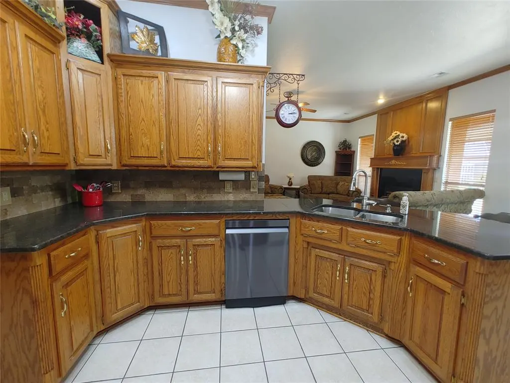 Photo 14 — 1516 SW 136th Street, Oklahoma City, OK 73170