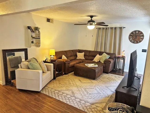 Photo 2 — 4912 S Dimple Drive, Oklahoma City, OK 73135