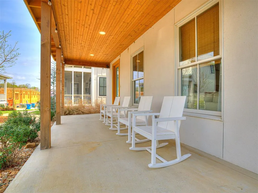 Photo 2 — 48 Center Lane, Carlton Landing, OK 74432