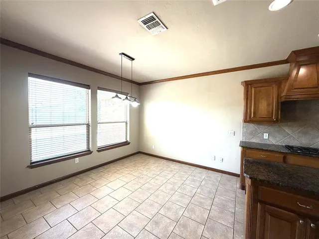 Photo 5 — 18309 El Greco Drive, Edmond, OK 73012