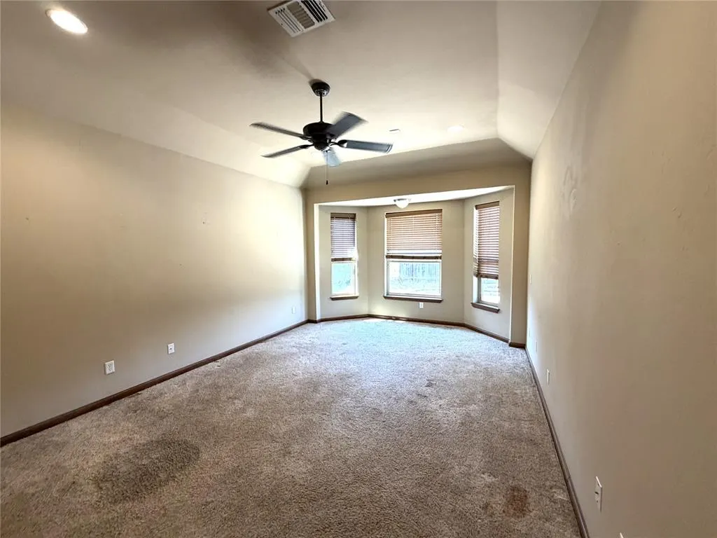 Photo 13 — 18309 El Greco Drive, Edmond, OK 73012