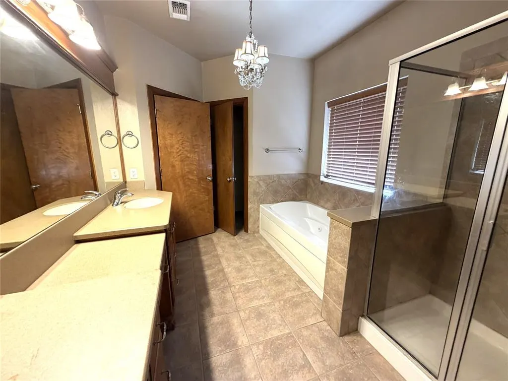 Photo 14 — 18309 El Greco Drive, Edmond, OK 73012