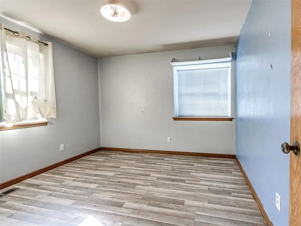 Photo 31 — 5401 NW 64th Street, Warr Acres, OK 73132