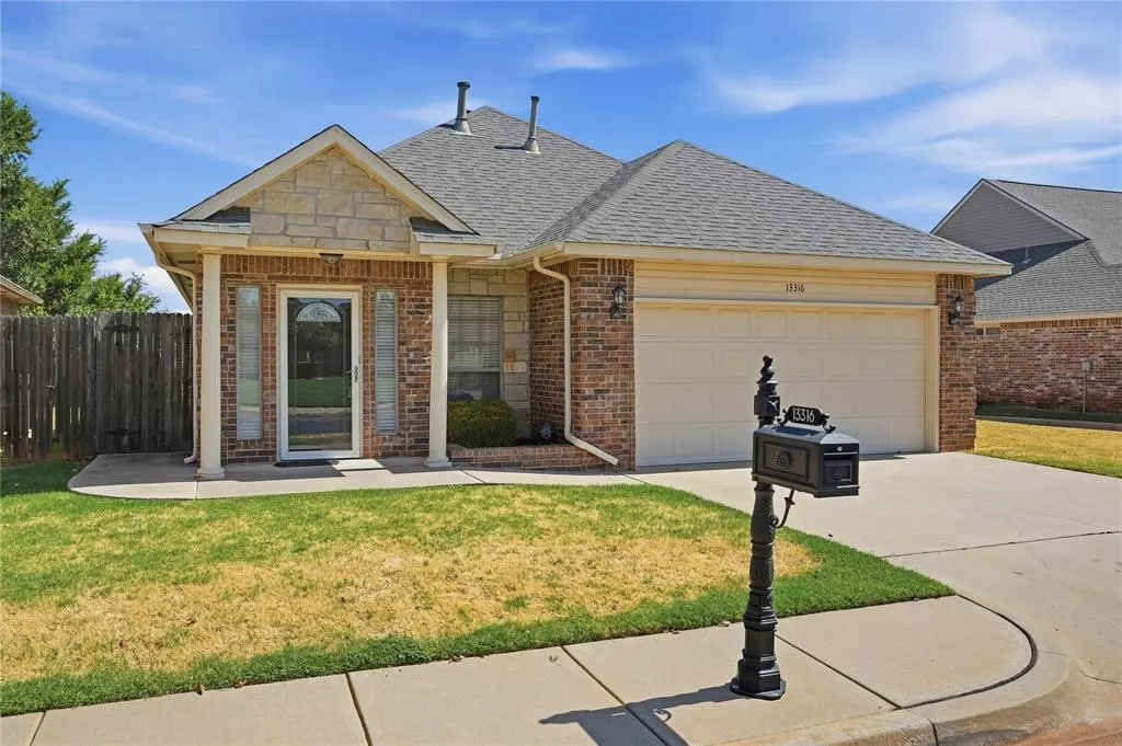 Front exterior — 13316 Prairie View Lane, Oklahoma City, OK 73142
