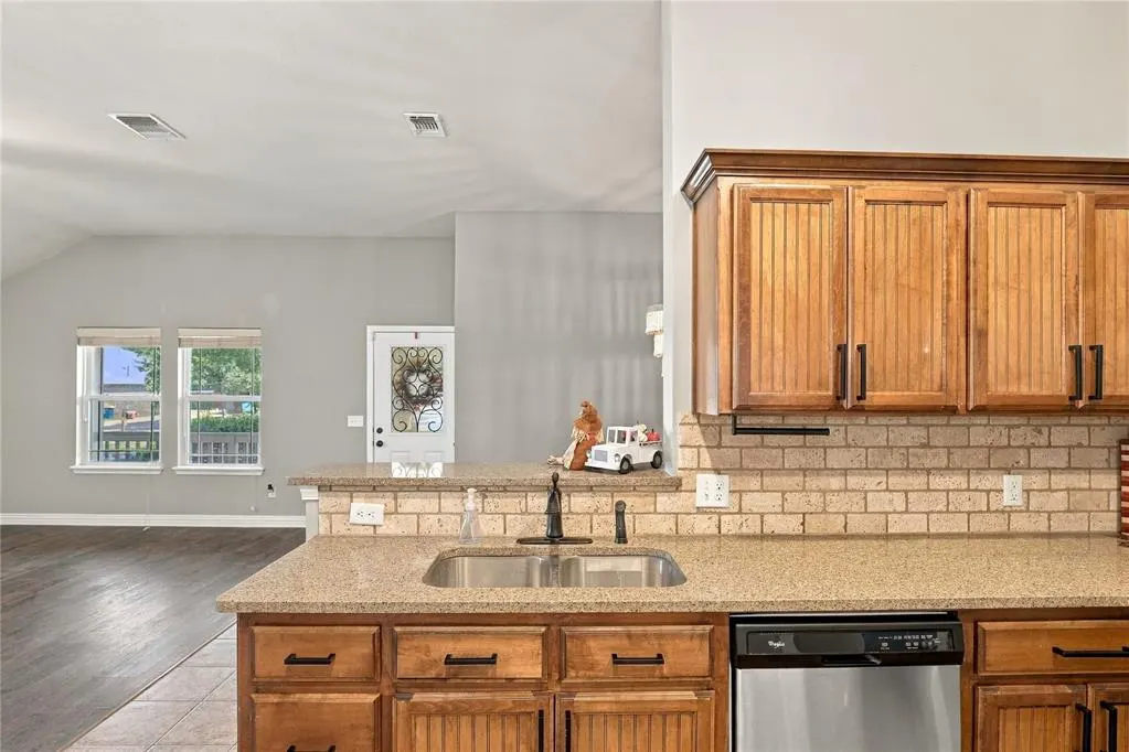 Photo 14 — 106 N Boardwalk Street, Stillwater, OK 74075