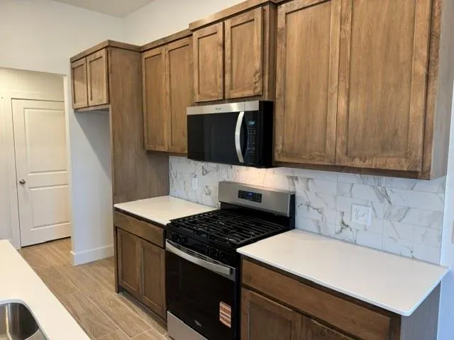 Photo 8 — 16104 Wolf Creek Way, Oklahoma City, OK 73170