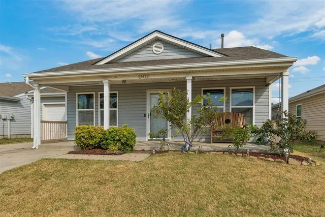 Photo 3 — 15612 Acacia Road, Oklahoma City, OK 73170