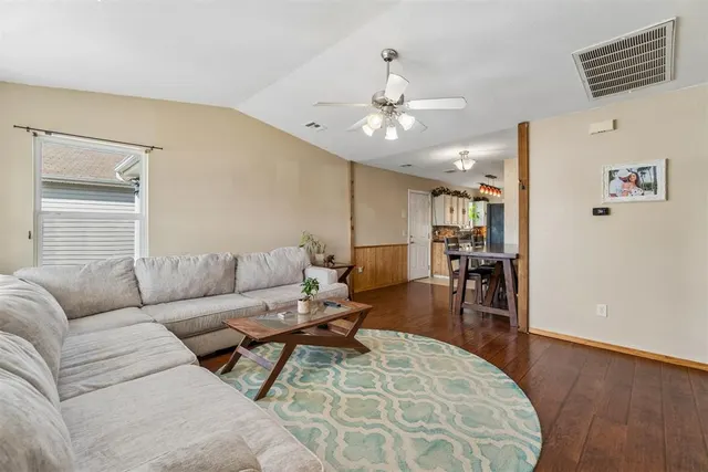 Photo 7 — 15612 Acacia Road, Oklahoma City, OK 73170