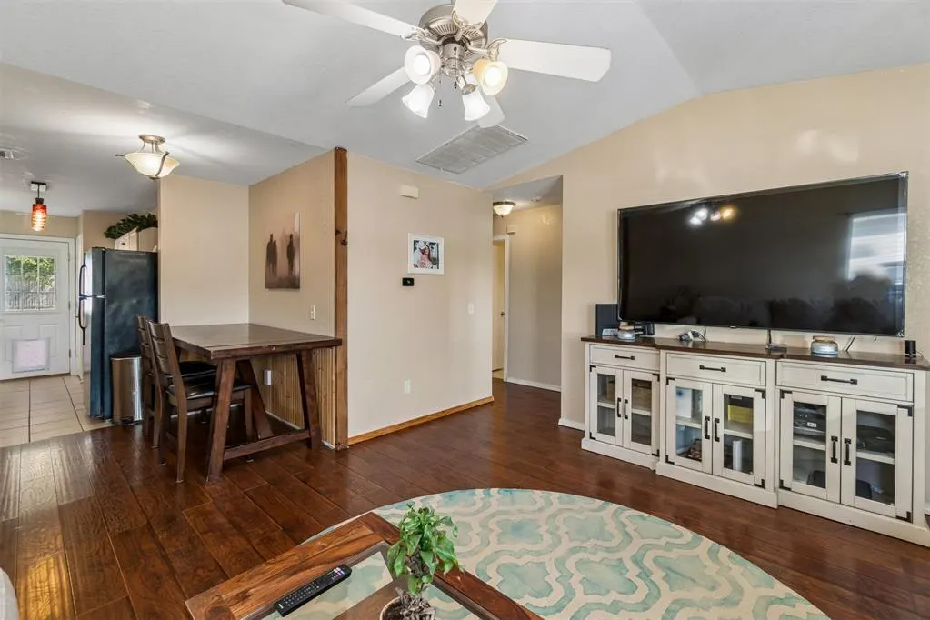 Photo 9 — 15612 Acacia Road, Oklahoma City, OK 73170
