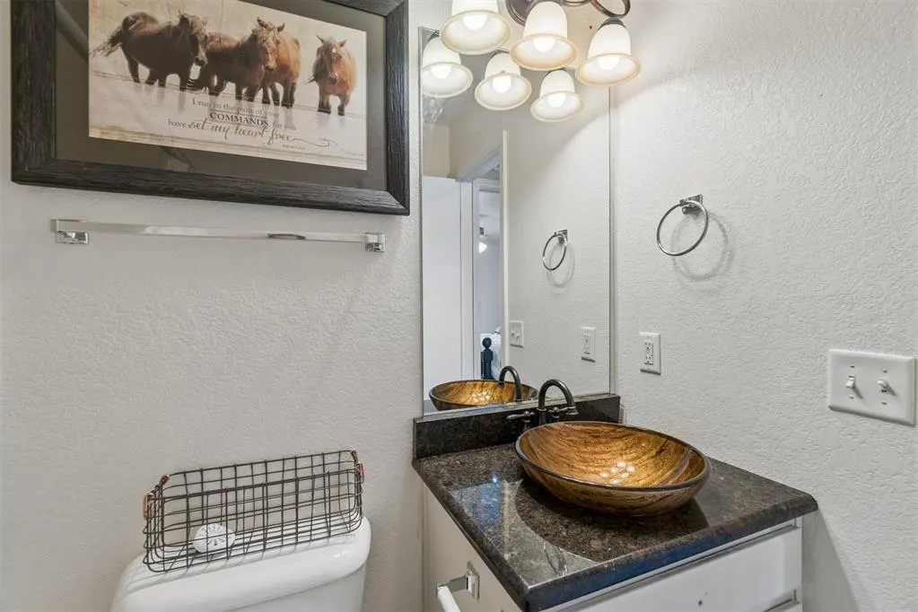 Photo 24 — 15612 Acacia Road, Oklahoma City, OK 73170