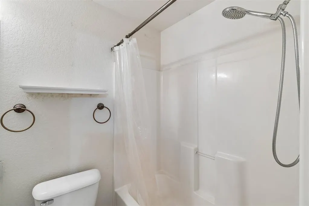 Photo 31 — 15612 Acacia Road, Oklahoma City, OK 73170