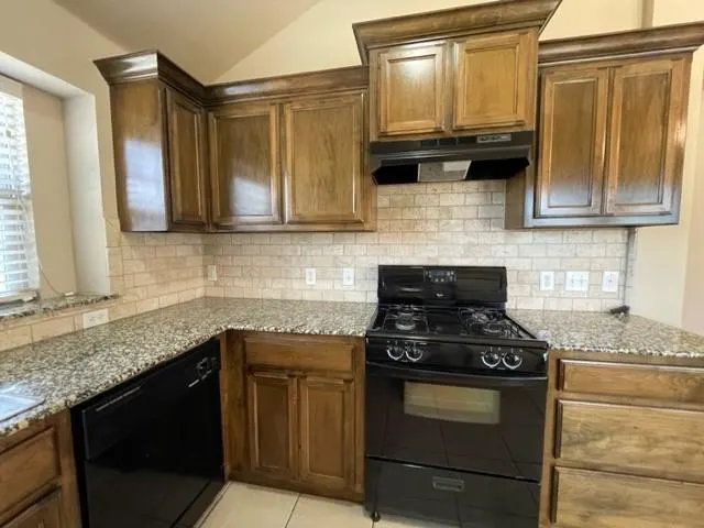 Photo 17 — 3016 Queenston Avenue, Norman, OK 73071