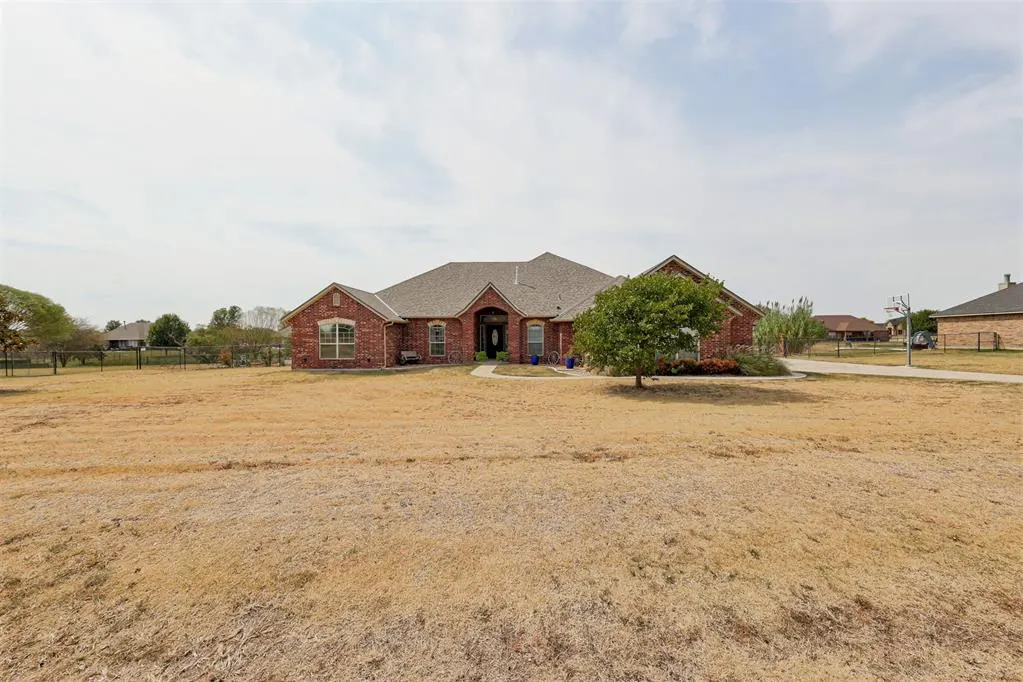Front exterior — 14261 Beaver Creek Road, Edmond, OK 73025