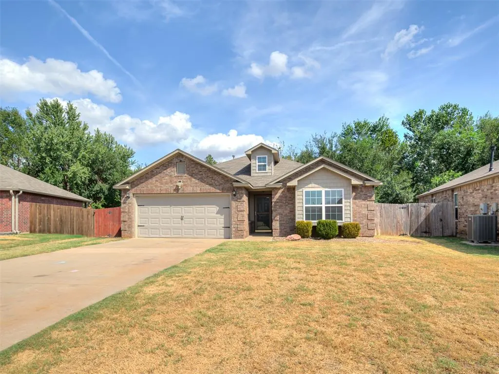 Front exterior — 1880 Bliss Circle, Newcastle, OK 73065