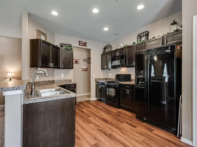 Photo 8 — 1880 Bliss Circle, Newcastle, OK 73065
