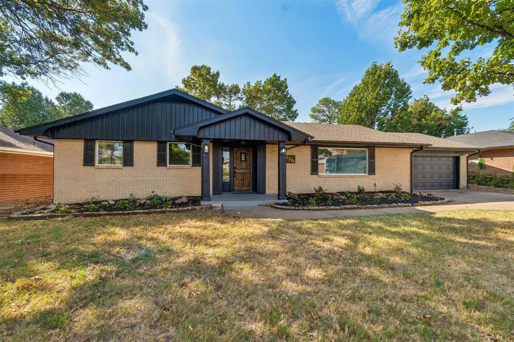 Photo 2 — 2304 NW 49th Street, Oklahoma City, OK 73112