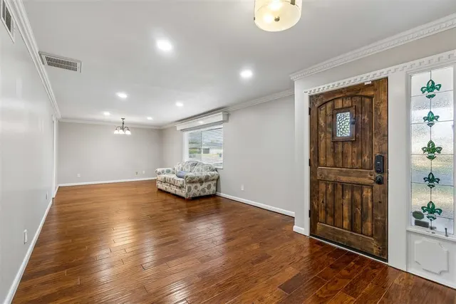 Photo 7 — 2304 NW 49th Street, Oklahoma City, OK 73112