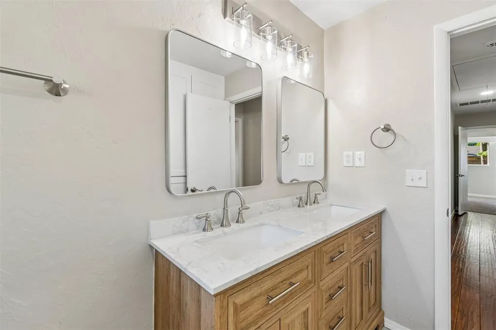 Photo 41 — 2304 NW 49th Street, Oklahoma City, OK 73112