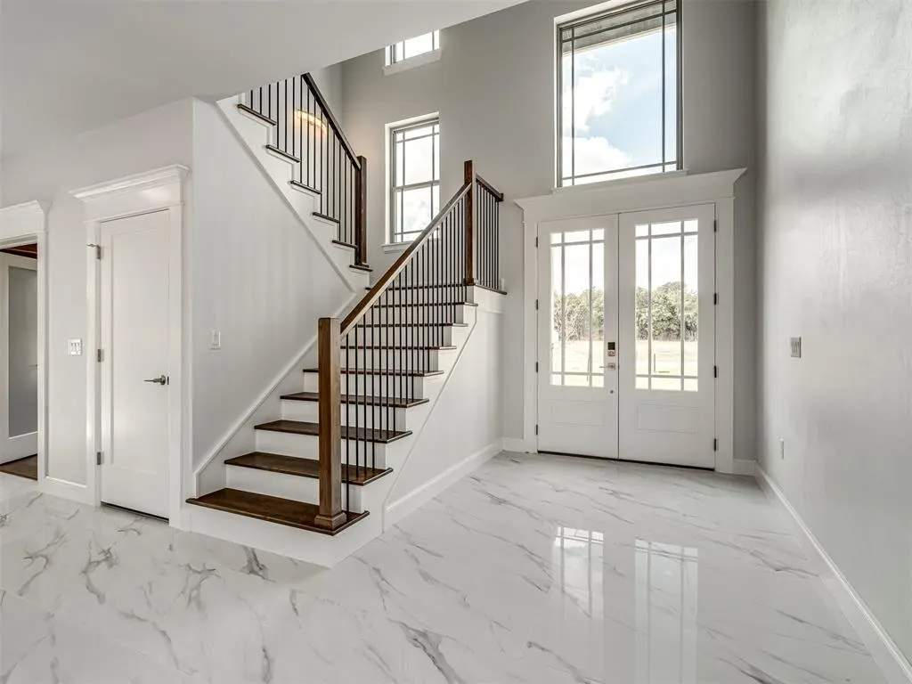 Photo 3 — 8302 Autumn Blaze Drive, Blanchard, OK 73010