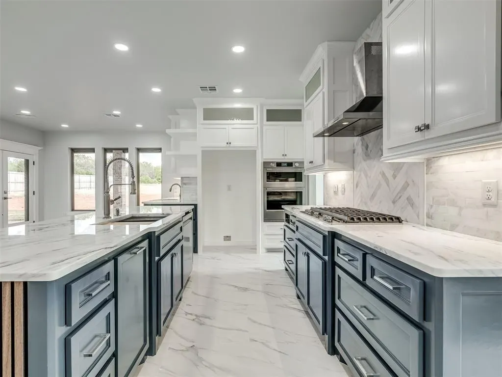 Photo 10 — 8302 Autumn Blaze Drive, Blanchard, OK 73010