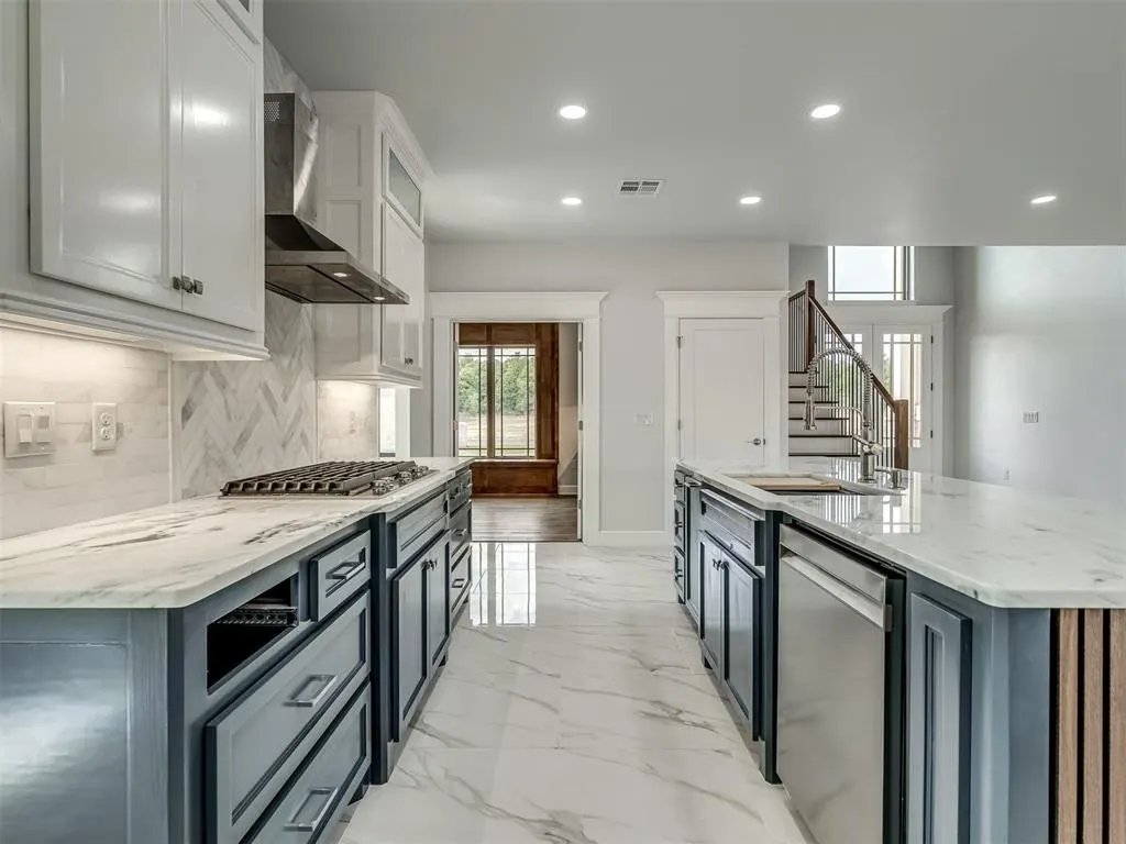 Photo 11 — 8302 Autumn Blaze Drive, Blanchard, OK 73010