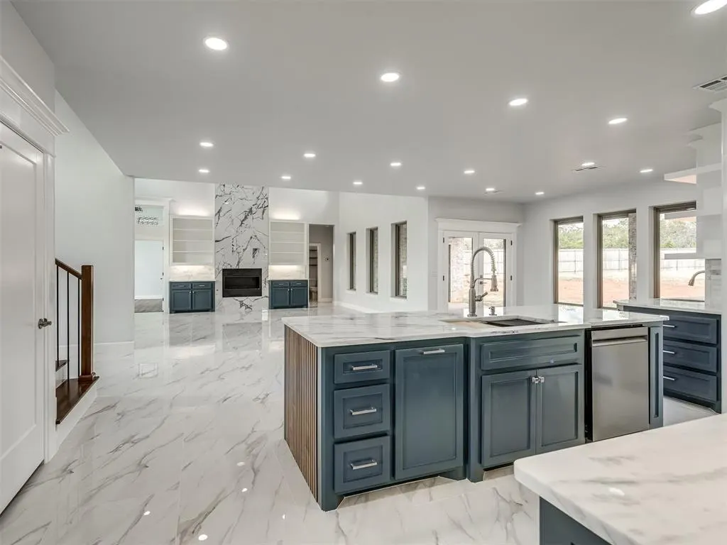 Photo 16 — 8302 Autumn Blaze Drive, Blanchard, OK 73010