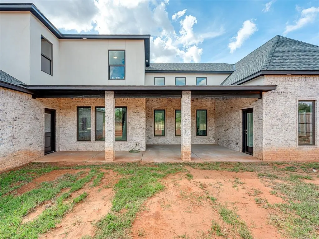 Photo 41 — 8302 Autumn Blaze Drive, Blanchard, OK 73010